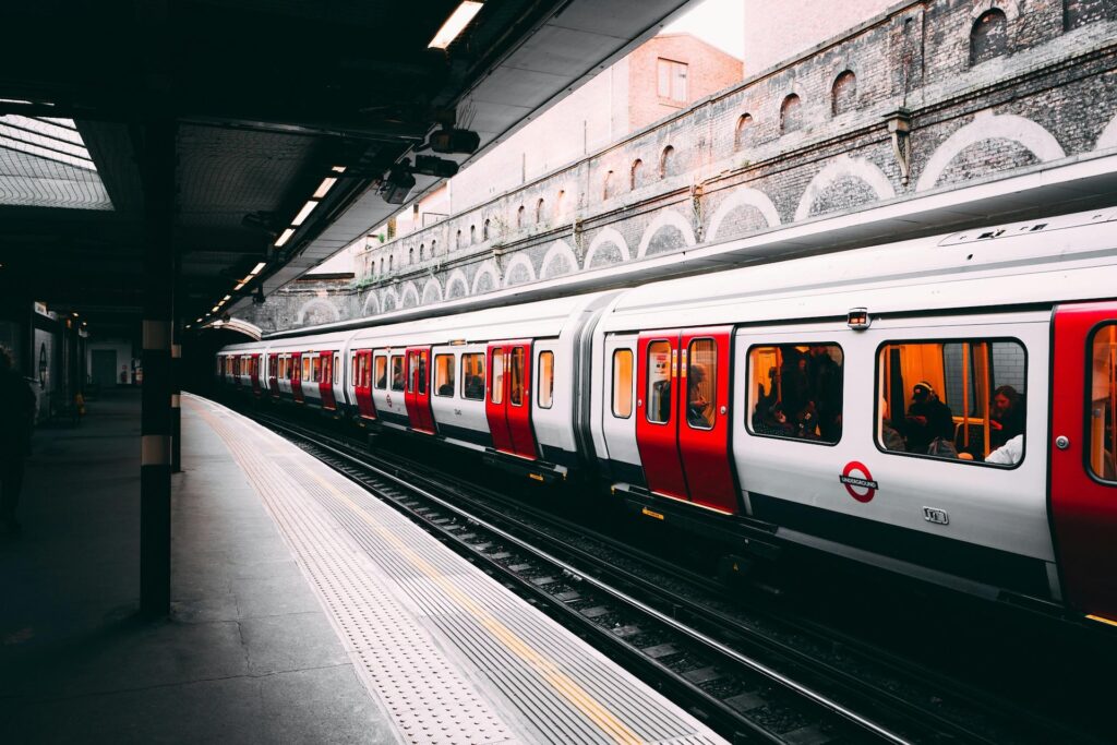 The District, Circle, and Piccadilly lines make getting around a breeze. Photo: Tomas Anton Escobar on Unsplash