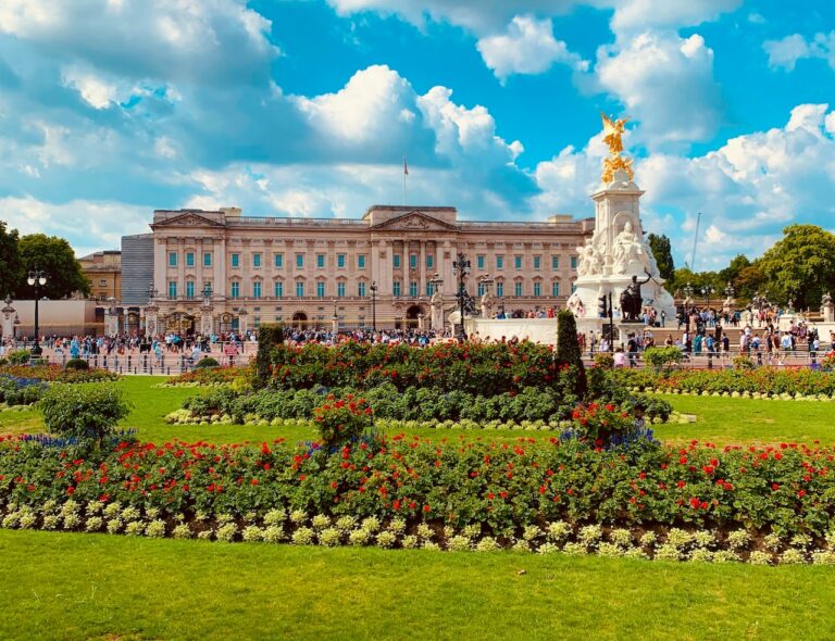 Buckingham Palace, Mayfair, London