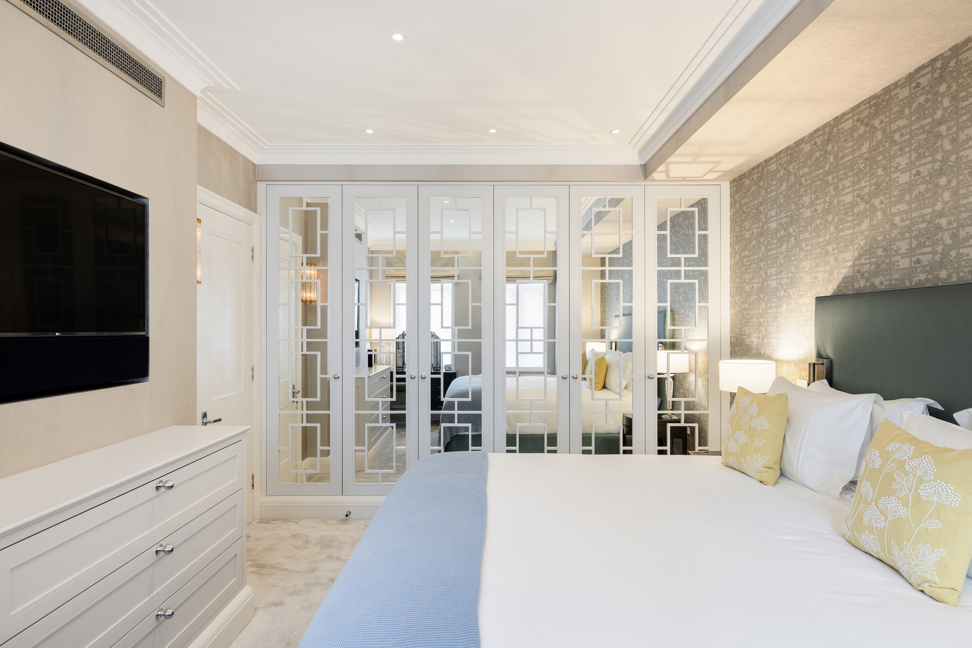3-60PL-Bedroom-4.jpg